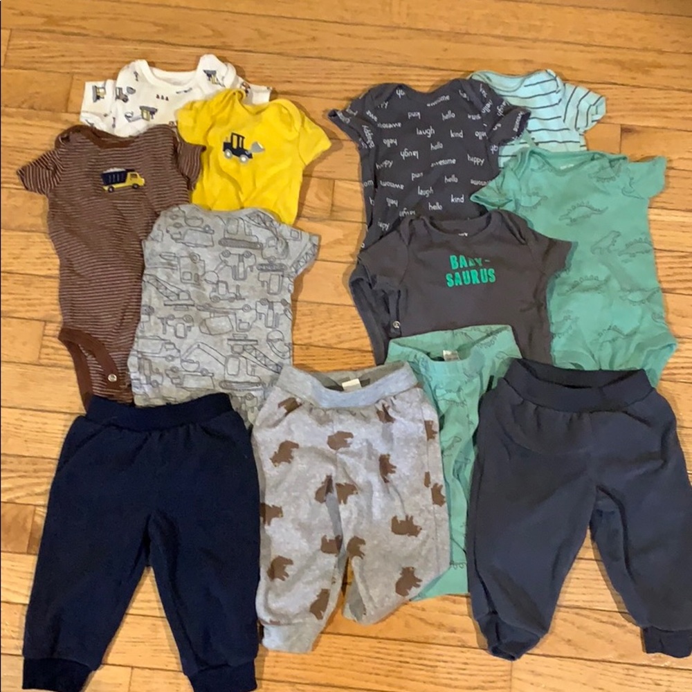 Carter’s Onesies and Pants Bundle, 6m